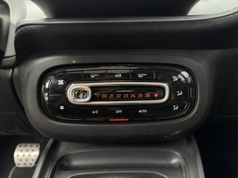SMART FORTWO Electrique 82ch prime CAMERA DE RECUL / SIEGES CHAUFFANTS 