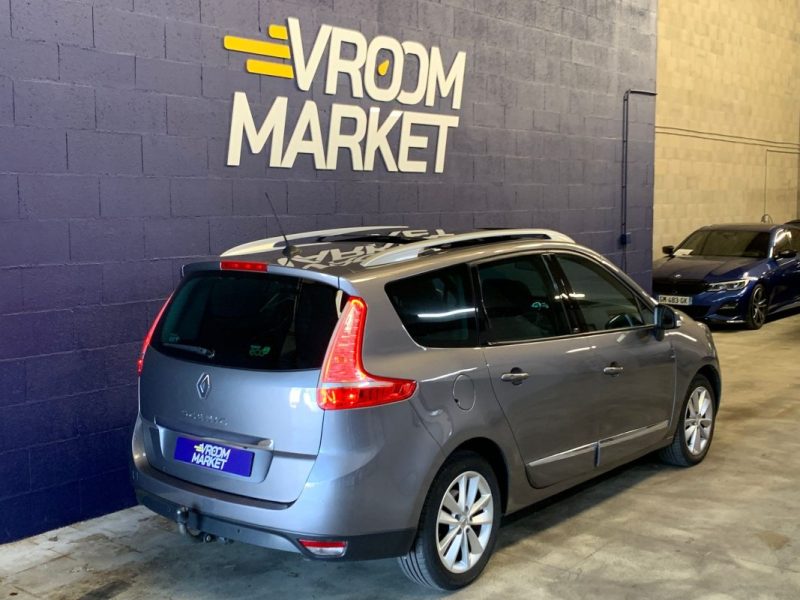 RENAULT GRAND SCENIC III 7p INITIAL PARIS 1.6 dCi 130ch BVM6-Toit ouvrant-Siège chauffant- Attelage 