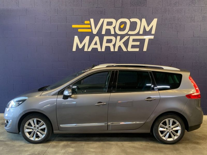 RENAULT GRAND SCENIC III 7p INITIAL PARIS 1.6 dCi 130ch BVM6-Toit ouvrant-Siège chauffant- Attelage 