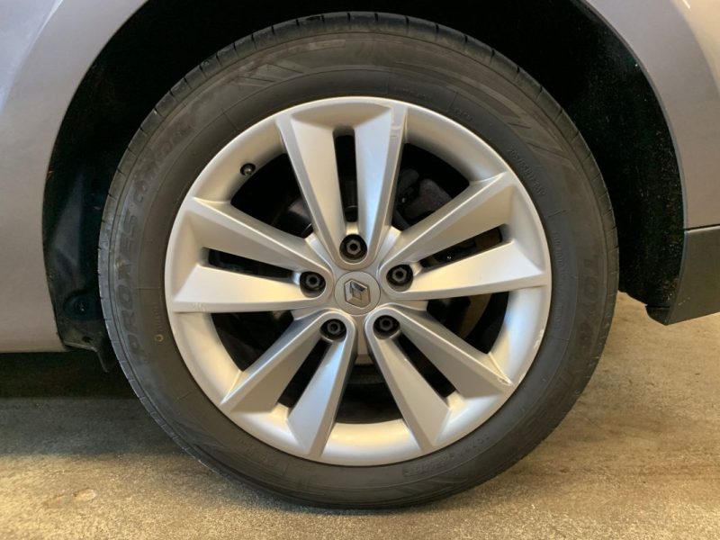 RENAULT GRAND SCENIC III 7p INITIAL PARIS 1.6 dCi 130ch BVM6-Toit ouvrant-Siège chauffant- Attelage 