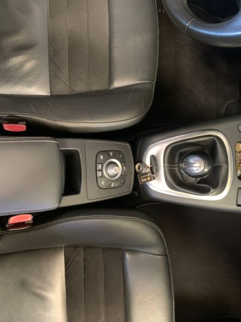 RENAULT GRAND SCENIC III 7p INITIAL PARIS 1.6 dCi 130ch BVM6-Toit ouvrant-Siège chauffant- Attelage 