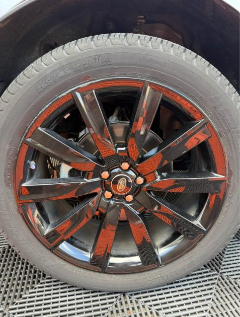 Range Rover VELAR 2.0 D 240 AWD SE R-DYNAMIC (665E/MOIS)