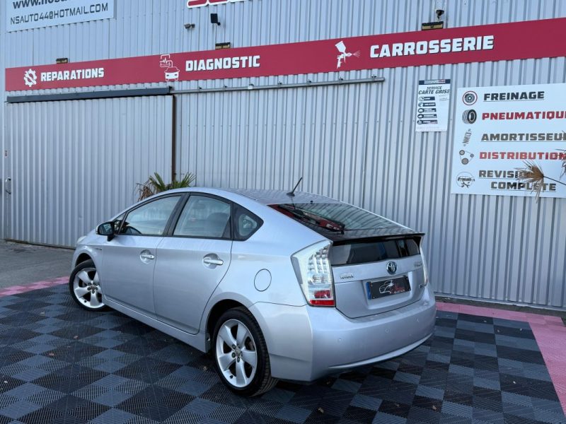TOYOTA PRIUS 136H ACTIVE GARANTIE 12 MOIS