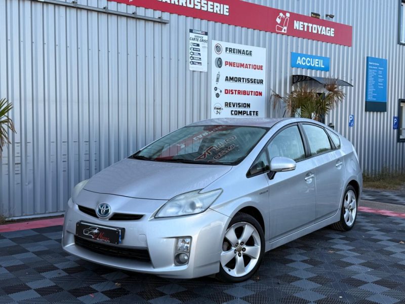 TOYOTA PRIUS 136H ACTIVE GARANTIE 12 MOIS