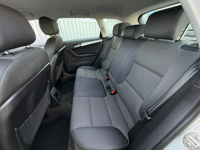 AUDI A3 2.0 TDI 140 AMBIENTE 2009 GARANTIE 12 MOIS