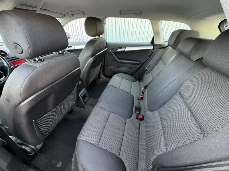 AUDI A3 2.0 TDI 140 AMBIENTE 2009 GARANTIE 12 MOIS