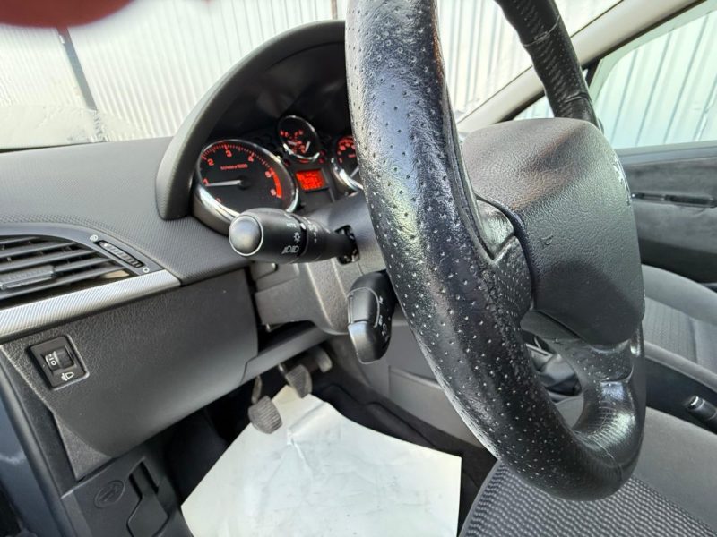 PEUGEOT 207 1.6 HDi 1560cm3 109cv  2007