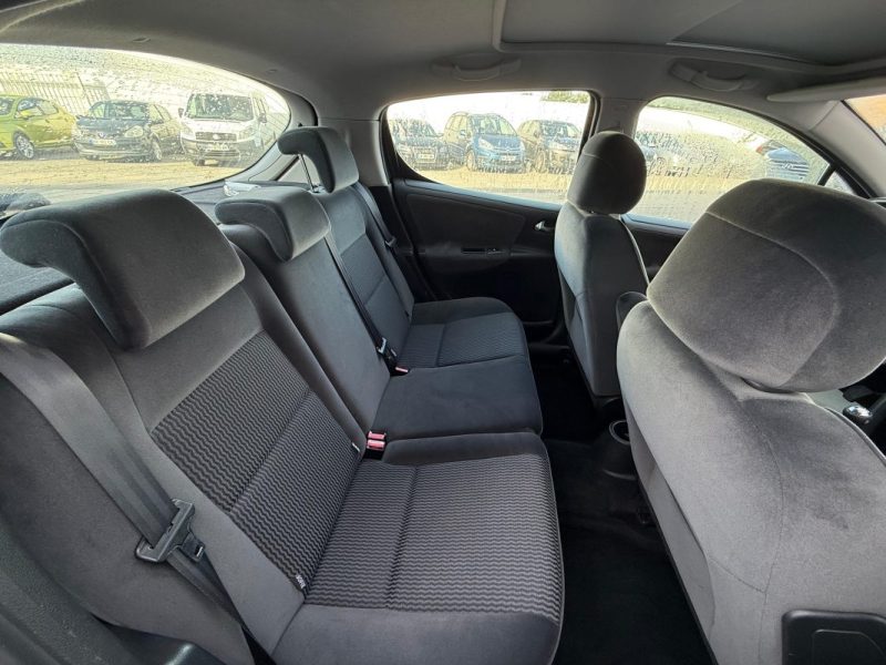 PEUGEOT 207 1.6 HDi 1560cm3 109cv  2007