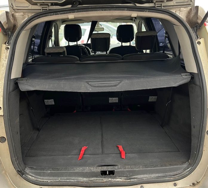 Renault Grand Scenic 1.5 Dci 105 Ch 7 Place Garantie 