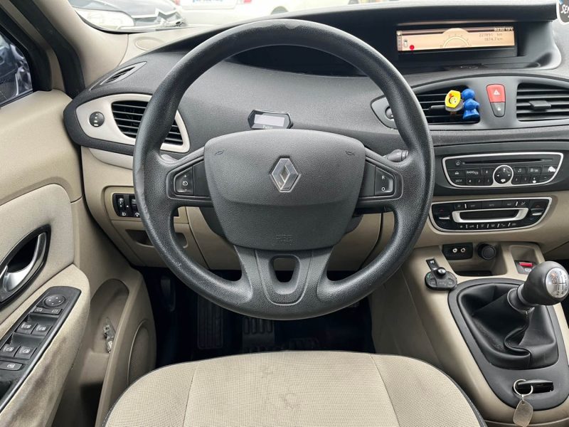 Renault Grand Scenic 1.5 Dci 105 Ch 7 Place Garantie 