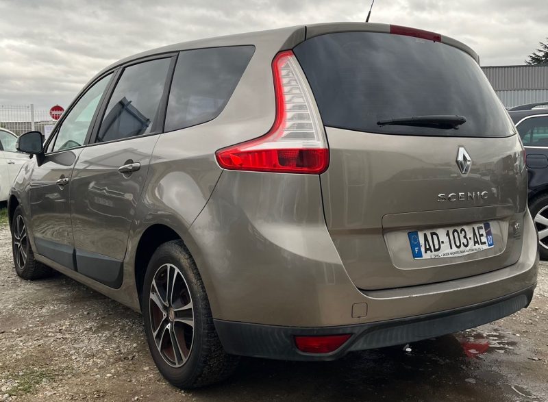Renault Grand Scenic 1.5 Dci 105 Ch 7 Place Garantie 