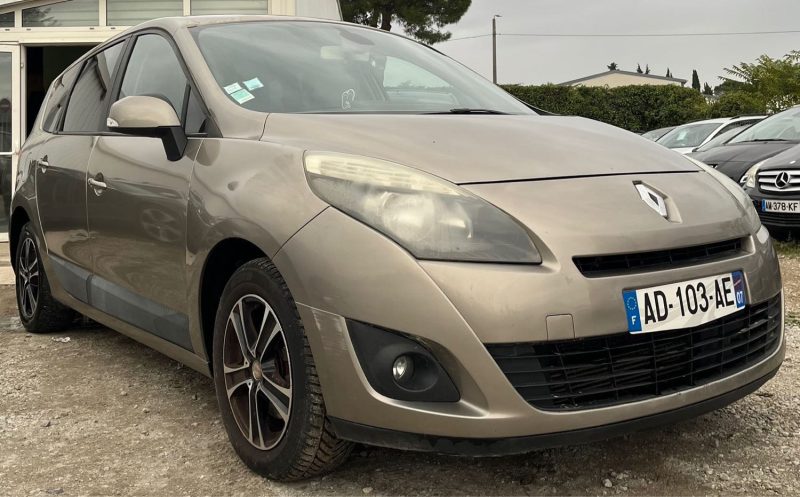 Renault Grand Scenic 1.5 Dci 105 Ch 7 Place Garantie 