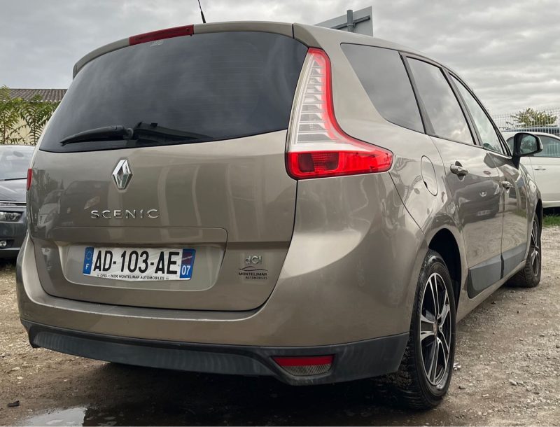 Renault Grand Scenic 1.5 Dci 105 Ch 7 Place Garantie 