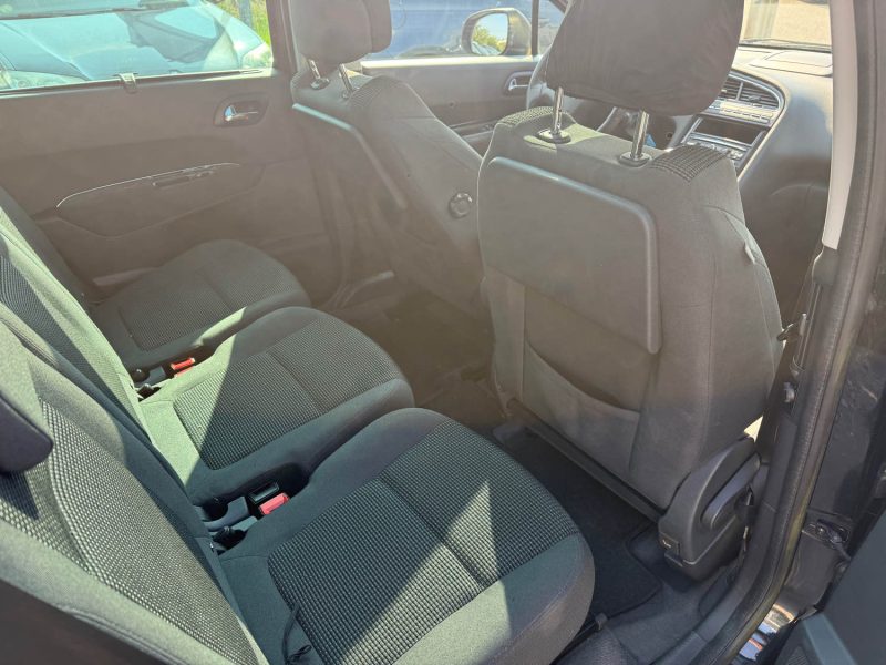 Peugeot 5008 1.6 Hdi 112 Ch 7 place Garantie 