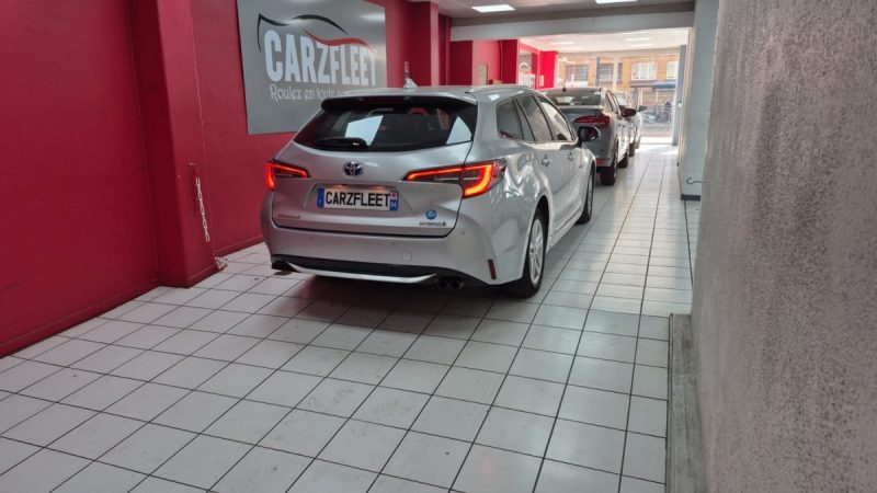 TOYOTA COROLLA TOURING SPORTS 184cv DYNAMIC BUSINESS/1 ERE MAIN/TVA RECUPERABLE
