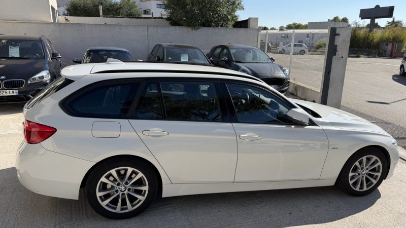 BMW SERIE 3 330i 252ch Finition Line Sport 2018 ZF8