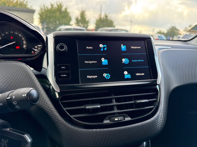 PEUGEOT 208 1.6 BlueHDi 100 Allure 