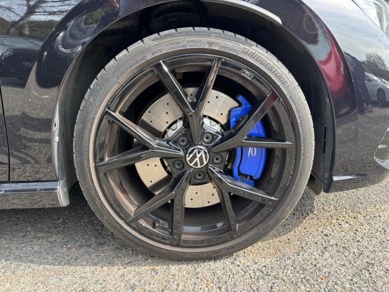 VOLKSWAGEN GOLF 8 R 2.0 TSI 320cv 4Motion DSG7 - AKRAPOVIC - Entretien VOLKSWAGEN 2022