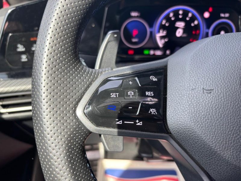 VOLKSWAGEN GOLF 8 R 2.0 TSI 320cv 4Motion DSG7 - AKRAPOVIC - Entretien VOLKSWAGEN 2022