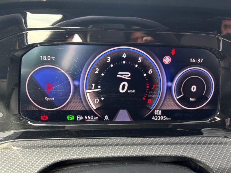 VOLKSWAGEN GOLF 8 R 2.0 TSI 320cv 4Motion DSG7 - AKRAPOVIC - Entretien VOLKSWAGEN 2022