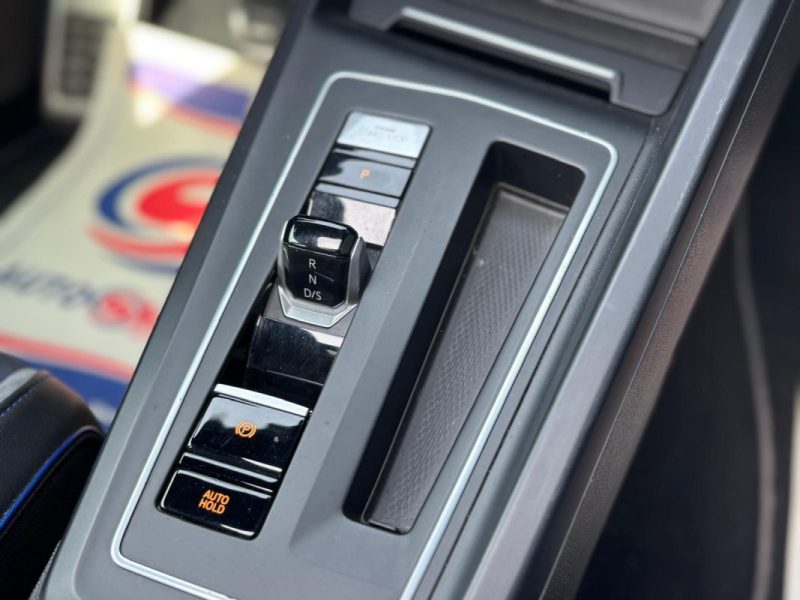 VOLKSWAGEN GOLF 8 R 2.0 TSI 320cv 4Motion DSG7 - AKRAPOVIC - Entretien VOLKSWAGEN 2022