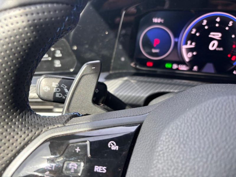 VOLKSWAGEN GOLF 8 R 2.0 TSI 320cv 4Motion DSG7 - AKRAPOVIC - Entretien VOLKSWAGEN 2022