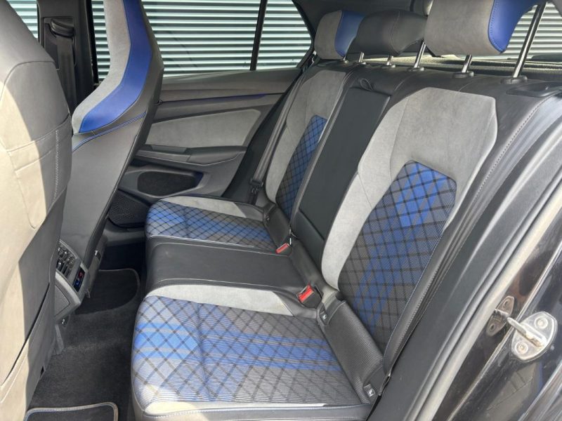 VOLKSWAGEN GOLF 8 R 2.0 TSI 320cv 4Motion DSG7 - AKRAPOVIC - Entretien VOLKSWAGEN 2022