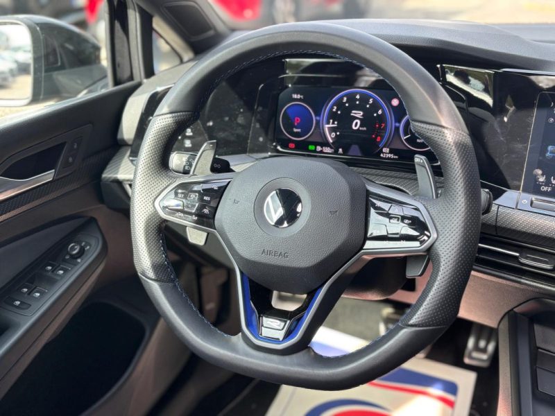 VOLKSWAGEN GOLF 8 R 2.0 TSI 320cv 4Motion DSG7 - AKRAPOVIC - Entretien VOLKSWAGEN 2022