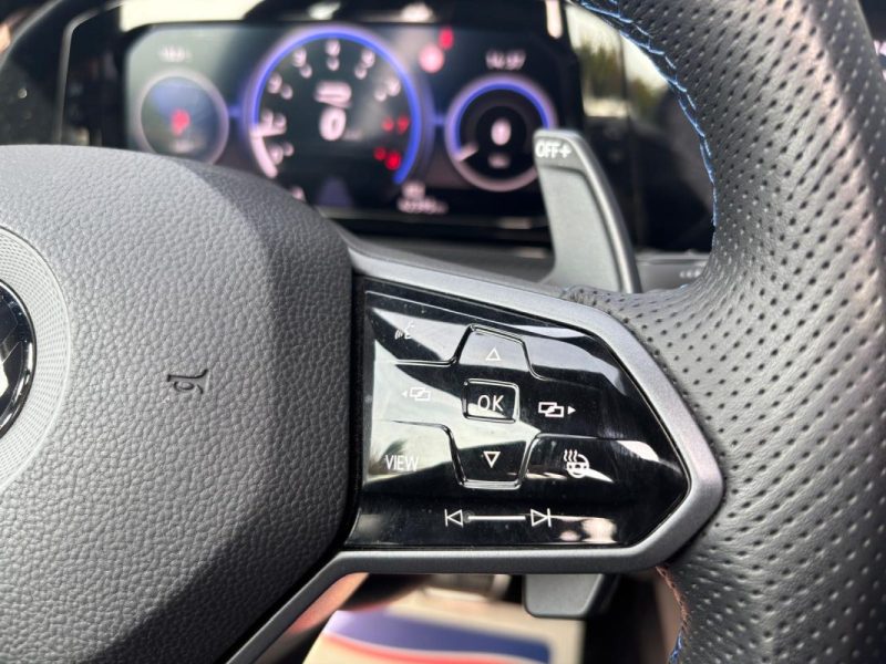 VOLKSWAGEN GOLF 8 R 2.0 TSI 320cv 4Motion DSG7 - AKRAPOVIC - Entretien VOLKSWAGEN 2022