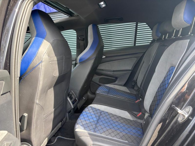 VOLKSWAGEN GOLF 8 R 2.0 TSI 320cv 4Motion DSG7 - AKRAPOVIC - Entretien VOLKSWAGEN 2022