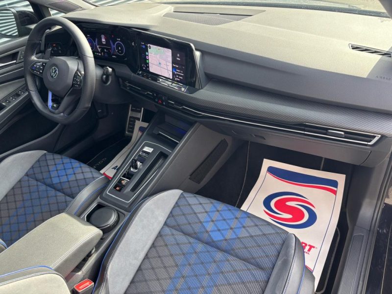 VOLKSWAGEN GOLF 8 R 2.0 TSI 320cv 4Motion DSG7 - AKRAPOVIC - Entretien VOLKSWAGEN 2022