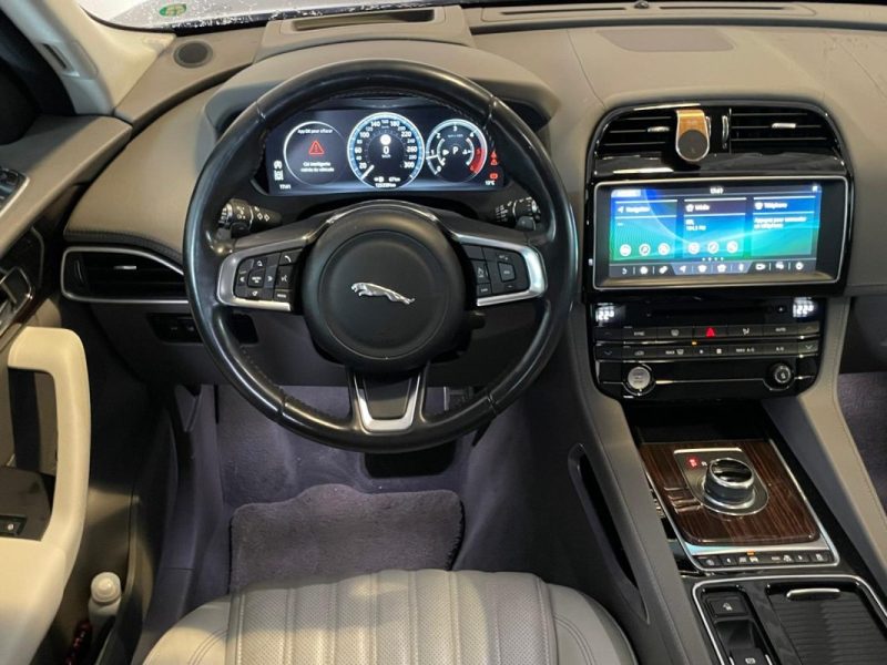 JAGUAR F-PACE 2.0 SD4 AWD 241 Ch PORTOFOLIO  2017