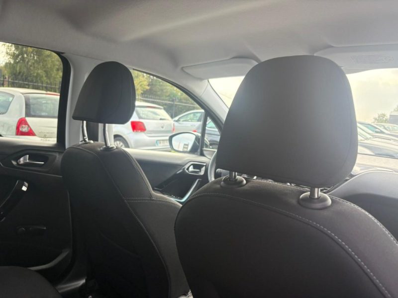 PEUGEOT 208 1.6 HDi 92ch 2013 🚗 Allure / Radar recul 📡 / Reprise / Garantie 6 mois ✅
