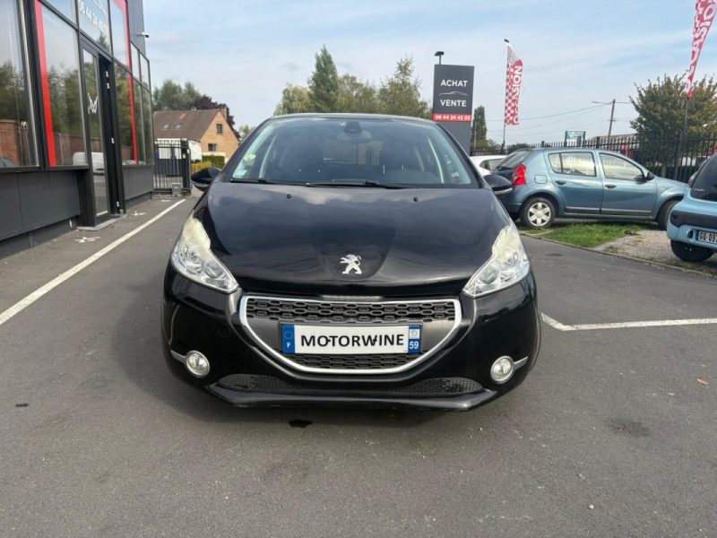 PEUGEOT 208 1.6 HDi 92ch 2013 🚗 Allure / Radar recul 📡 / Reprise / Garantie 6 mois ✅