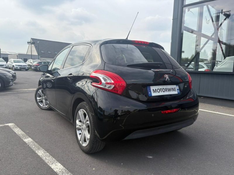 PEUGEOT 208 1.6 HDi 92ch 2013 🚗 Allure / Radar recul 📡 / Reprise / Garantie 6 mois ✅