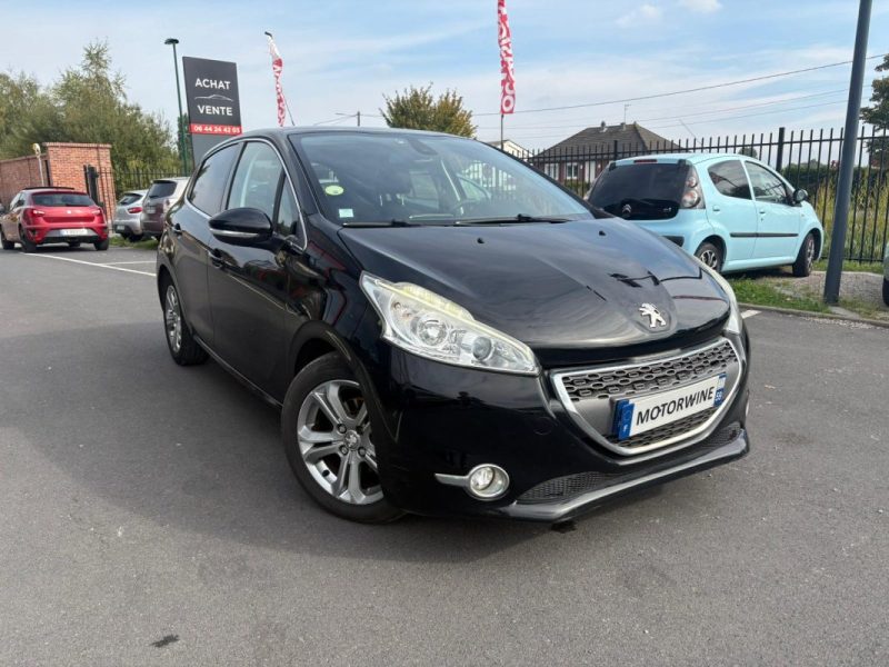 PEUGEOT 208 1.6 HDi 92ch 2013 🚗 Allure / Radar recul 📡 / Reprise / Garantie 6 mois ✅