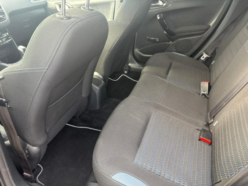 PEUGEOT 208 1.6 HDi 92ch 2013 🚗 Allure / Radar recul 📡 / Reprise / Garantie 6 mois ✅