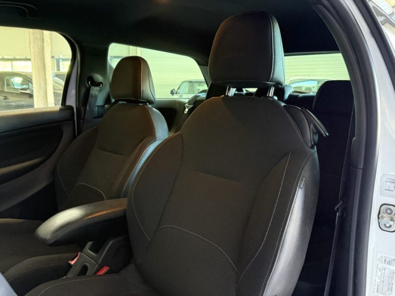 CITROËN DS3 Phase 2 1.2 PureTech 82cv So Chic BVA - Distribution à jour 