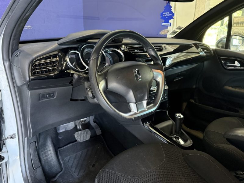 CITROËN DS3 Phase 2 1.2 PureTech 82cv So Chic BVA - Distribution à jour 