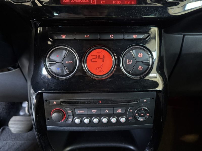 CITROËN DS3 Phase 2 1.2 PureTech 82cv So Chic BVA - Distribution à jour 