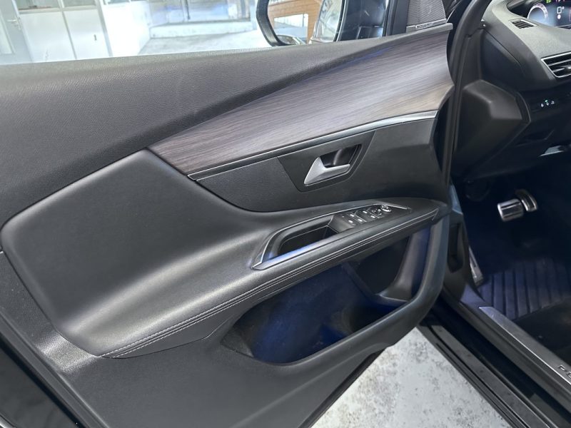 Peugeot 3008 2.0 BlueHDi 180ch EAT8 GT