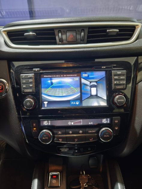 NISSAN NISSAN QASHQAI 1.6 130 Cv 4X4 - FINITON TEKNA - 4 ROUES MOTRICE - GPS - CUIR - RADAR AVANT ET ARRIERE - ATTELAGE  1.6 dCi 130ch  2016