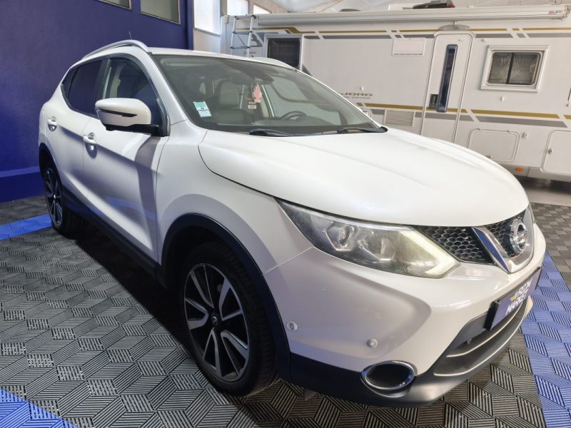 NISSAN NISSAN QASHQAI 1.6 130 Cv 4X4 - FINITON TEKNA - 4 ROUES MOTRICE - GPS - CUIR - RADAR AVANT ET ARRIERE - ATTELAGE  1.6 dCi 130ch  2016
