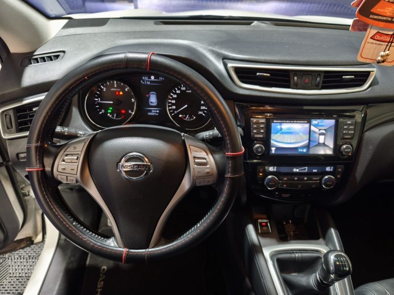 NISSAN NISSAN QASHQAI 1.6 130 Cv 4X4 - FINITON TEKNA - 4 ROUES MOTRICE - GPS - CUIR - RADAR AVANT ET ARRIERE - ATTELAGE  1.6 dCi 130ch  2016
