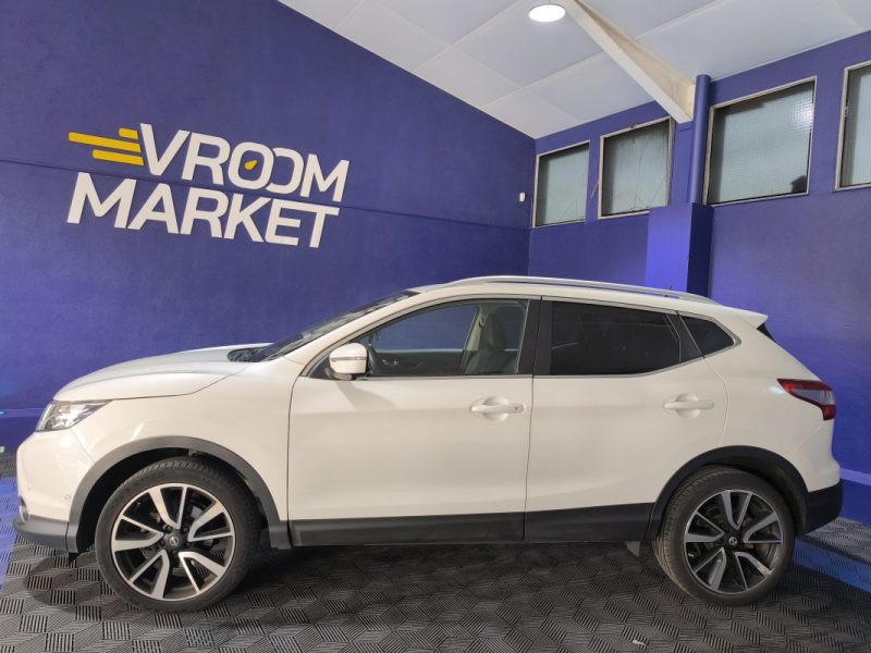 NISSAN NISSAN QASHQAI 1.6 130 Cv 4X4 - FINITON TEKNA - 4 ROUES MOTRICE - GPS - CUIR - RADAR AVANT ET ARRIERE - ATTELAGE  1.6 dCi 130ch  2016