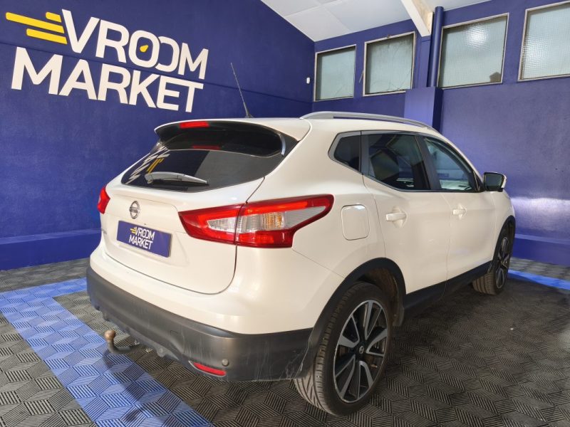 NISSAN NISSAN QASHQAI 1.6 130 Cv 4X4 - FINITON TEKNA - 4 ROUES MOTRICE - GPS - CUIR - RADAR AVANT ET ARRIERE - ATTELAGE  1.6 dCi 130ch  2016