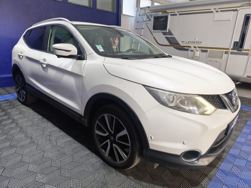 NISSAN NISSAN QASHQAI 1.6 130 Cv 4X4 - FINITON TEKNA - 4 ROUES MOTRICE - GPS - CUIR - RADAR AVANT ET ARRIERE - ATTELAGE  1.6 dCi 130ch  2016