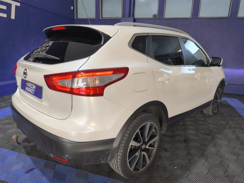 NISSAN NISSAN QASHQAI 1.6 130 Cv 4X4 - FINITON TEKNA - 4 ROUES MOTRICE - GPS - CUIR - RADAR AVANT ET ARRIERE - ATTELAGE  1.6 dCi 130ch  2016