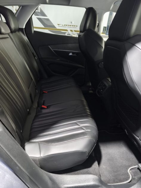 PEUGEOT PEUGEOT 3008 1.6 BLUEHDI 120 Cv - FINITION ALLURE - INTERIEUR CUIR - ENTRETIEN A JOUR - RADAR DE RECUL  1.6 BlueHDi 120ch Active S&S EAT6 2017