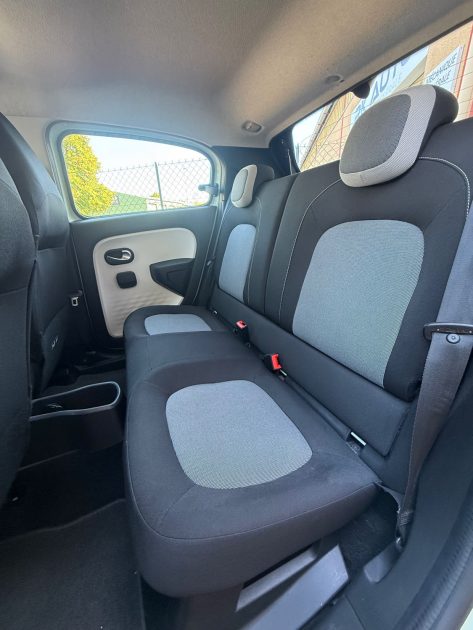 RENAULT Twingo 1.0 SCe 75 INTENS 